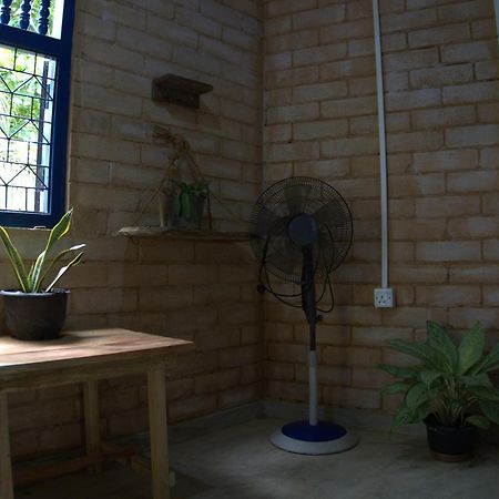 Passionfruit Homestay Матара Екстер'єр фото